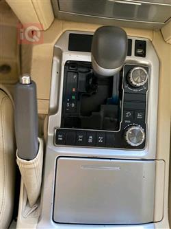 تۆیۆتا لاند کروزەر